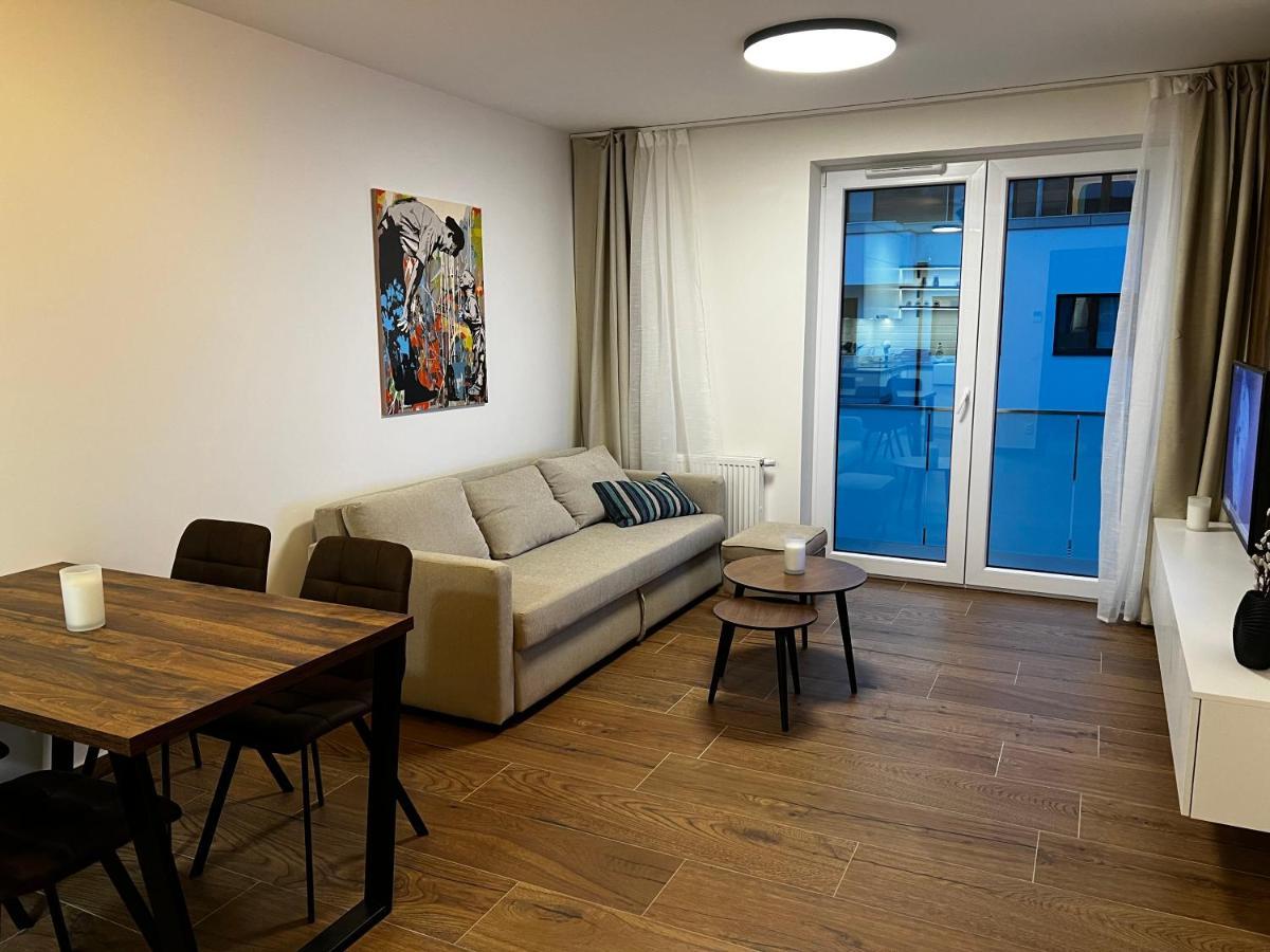 Apartman U Satoshiho Olomouc Exteriör bild